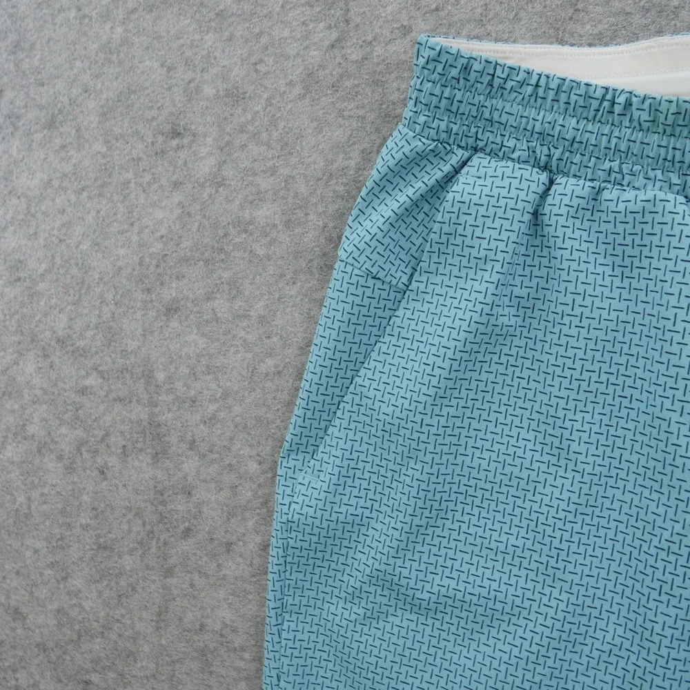 Lululemon horts Mens Small Blue Channel Cross Swim Performance Stretch